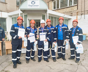 Сплоченность и мастерство: команда ММК установила рекорд в конкурсе доменщиков