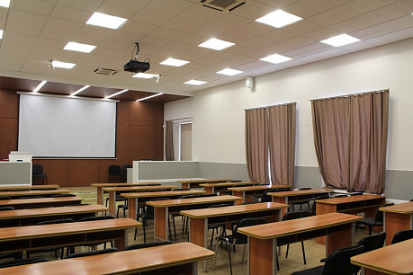 Учебный корпус: ул. Калинина, д. 18